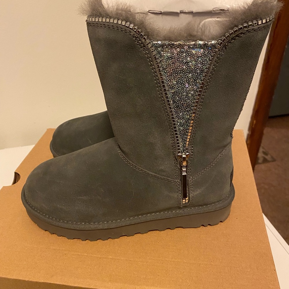 Grey Uggs